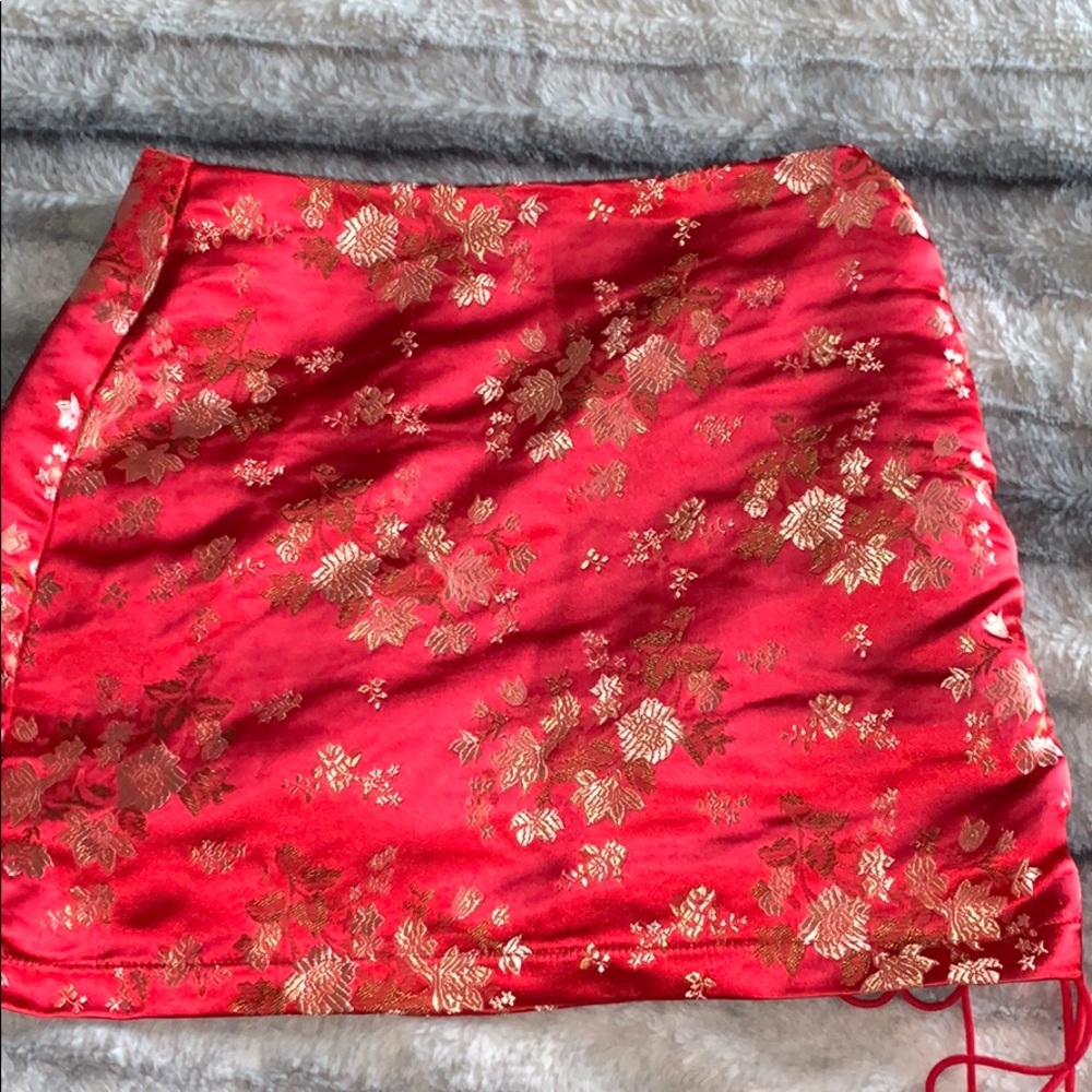 adorable red skirt